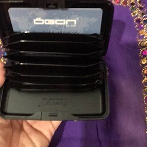 NWOT Ogon Stockholm RFID Card Money Holder
